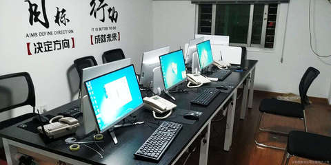 正創(chuàng)商務(wù)信息咨詢 專業(yè)護(hù)航，助您駕馭商海風(fēng)云